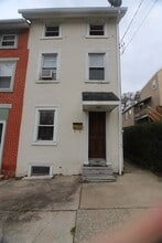309 E 6th Ave in Conshohocken, PA - Building Photo - Building Photo