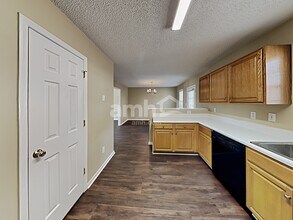 1317 E Stonemason Dr in Fuquay Varina, NC - Building Photo - Building Photo