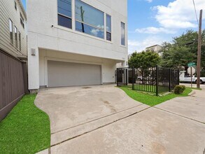 1702 Southmore Blvd in Houston, TX - Building Photo - Building Photo