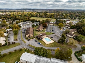 Cove at Center Point in Murfreesboro, TN - Foto de edificio - Building Photo