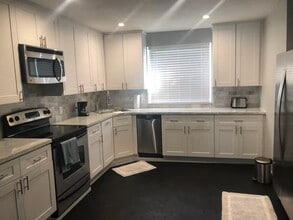 1617 S Adams St in Tallahassee, FL - Building Photo - Building Photo