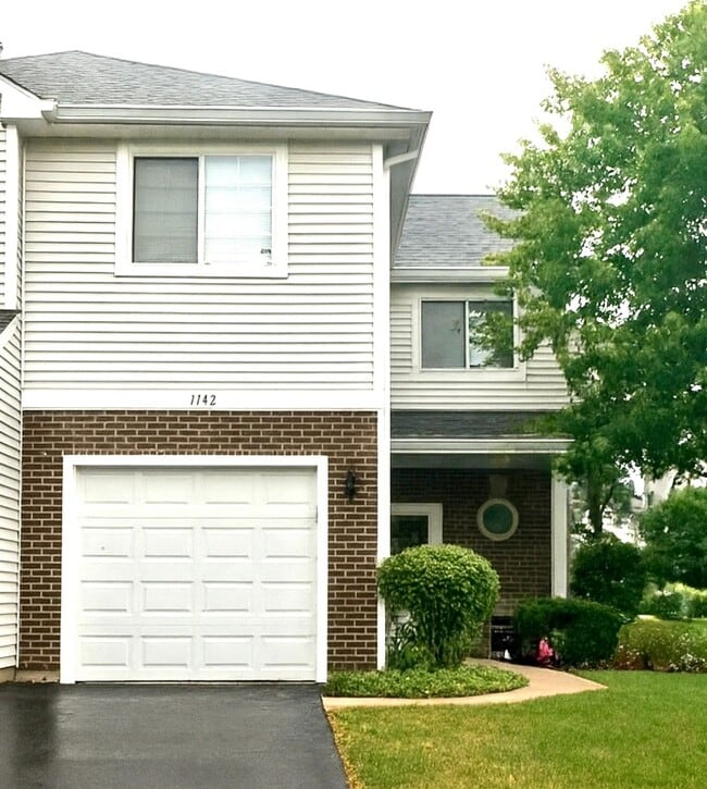 1142 E Wilson Ave in Lombard, IL - Building Photo - Building Photo