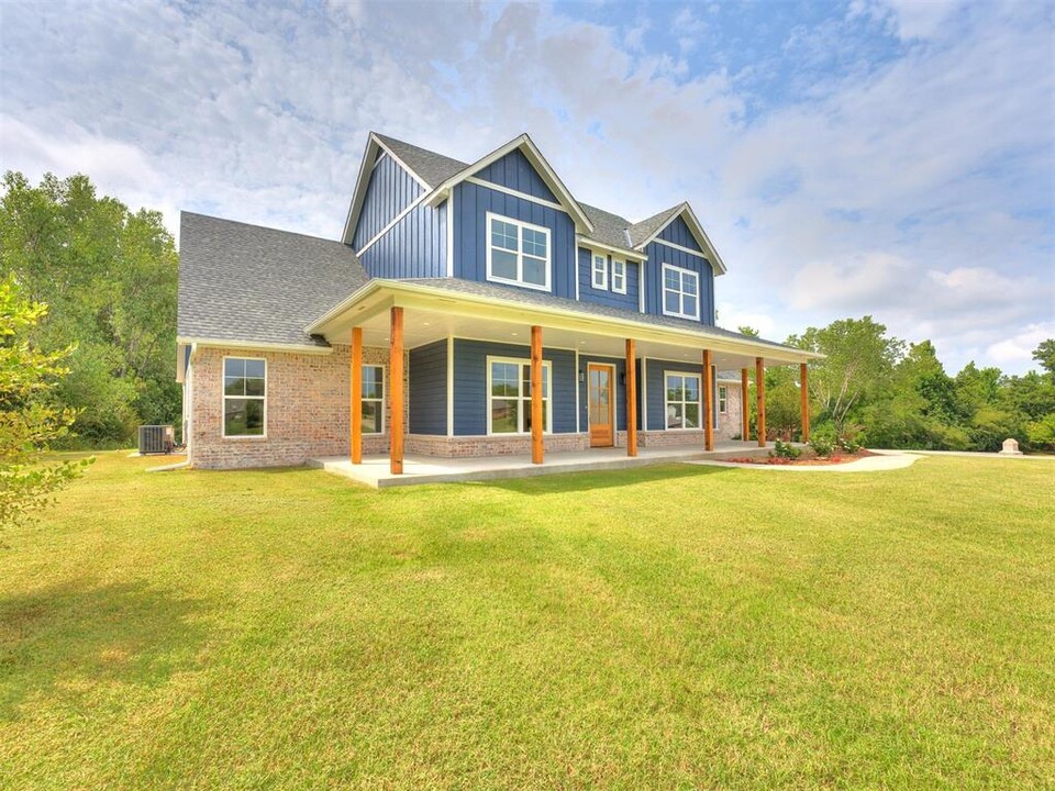 440 Houser Dr in Choctaw, OK - Building Photo