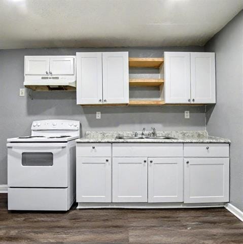 property at 1212 Riverview Dr