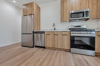 416 S Ave 56 in Los Angeles, CA - Building Photo - Building Photo