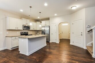 544 Summerwind Plantation Dr in Garner, NC - Building Photo - Building Photo