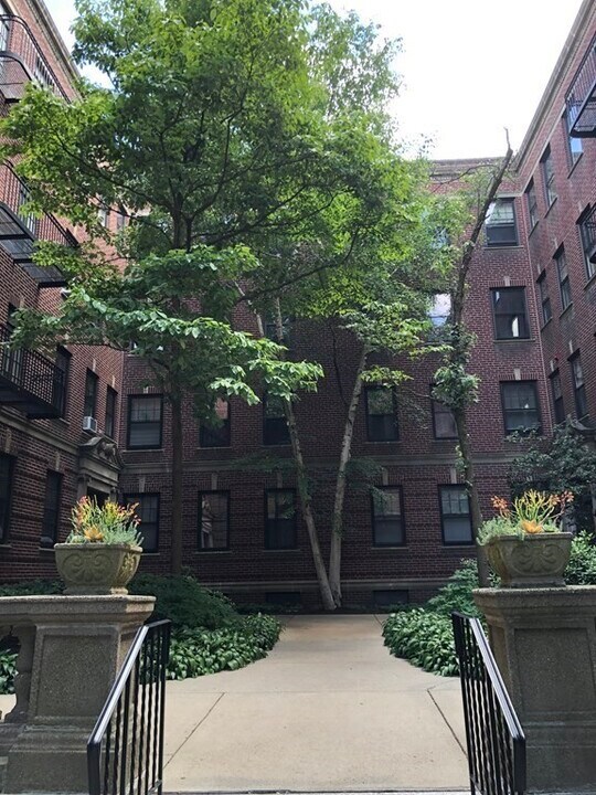 42 Linnaean St-Unit -12 A in Cambridge, MA - Foto de edificio