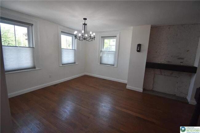 45 S 6th St in Easton, PA - Foto de edificio - Building Photo