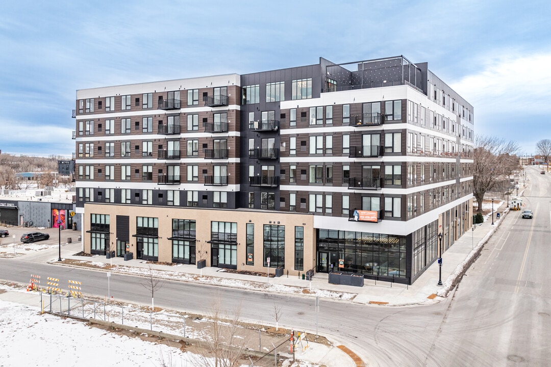 Miro in Minneapolis, MN - Building Photo