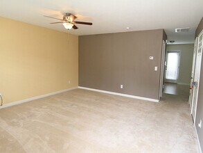 1309 Cathedral Rock Ct in Raleigh, NC - Building Photo - Building Photo
