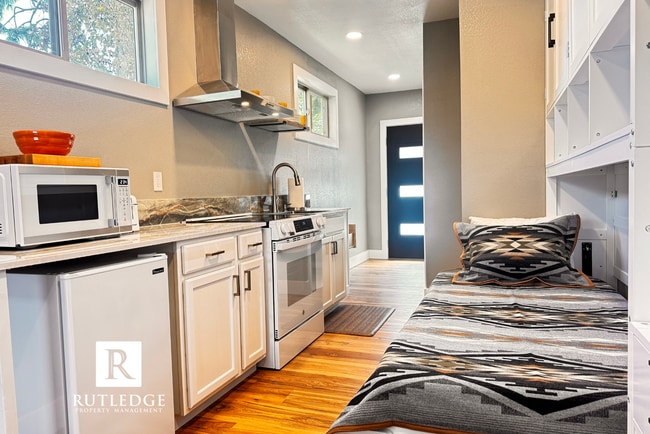 property at 507 Holmes Ave