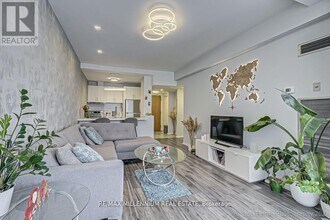 3 Hickory Tree Rd in Toronto, ON - Building Photo - Building Photo