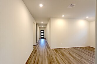 1210 Oak Barrel Run in Richmond, TX - Building Photo - Building Photo