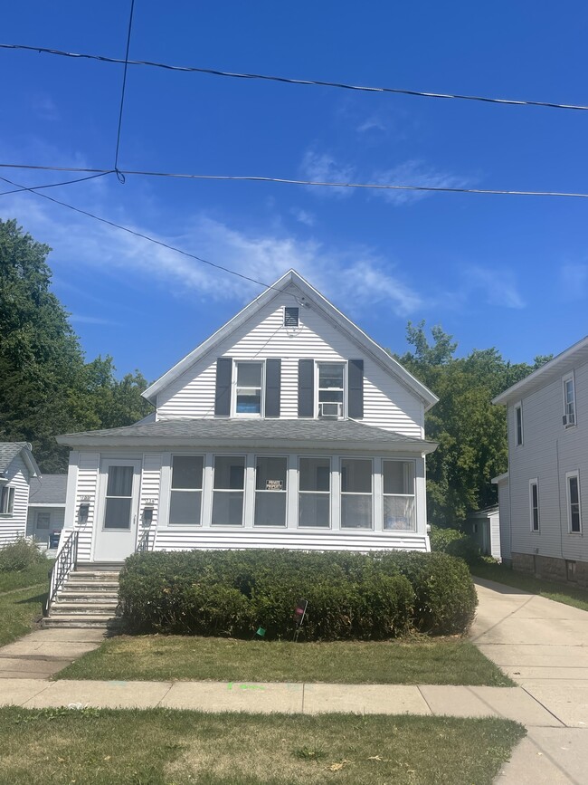 property at 734 Vine Ave