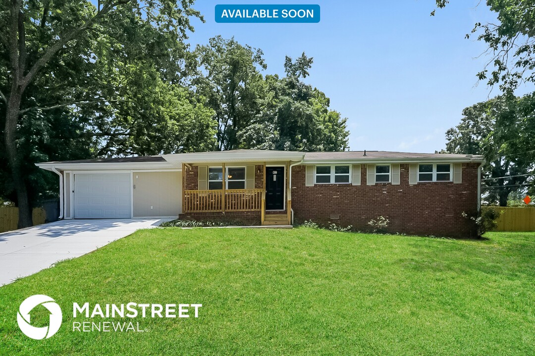 3721 Patina Ln in Douglasville, GA - Building Photo