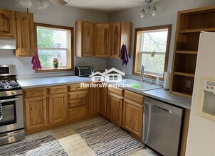 3566 Granada Ave N in Oakdale, MN - Building Photo - Building Photo
