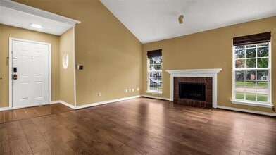 1407 Broadmoor Dr in Richardson, TX - Building Photo - Building Photo