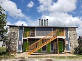 2304 Cedrick Cove in Austin, TX - Building Photo