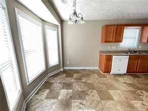 1465 Avoncroft Dr in Fayetteville, NC - Building Photo - Building Photo