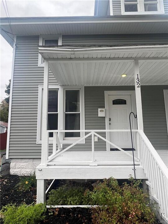 130 N Pearl Ave in Watertown, NY - Building Photo