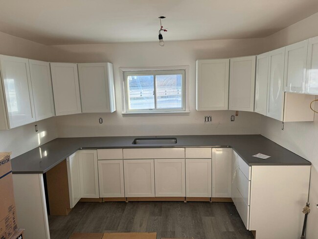 6022 Clover Ln in Toledo, OH - Building Photo - Building Photo