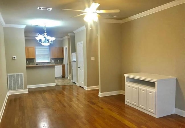 1500 Brightside Dr in Baton Rouge, LA - Foto de edificio - Building Photo