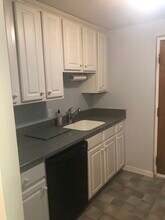 47 Will Dr, Unit 110 in Canton, MA - Building Photo - Building Photo