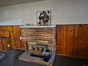 21725 Audrey Ave in Warren, MI - Foto de edificio - Building Photo