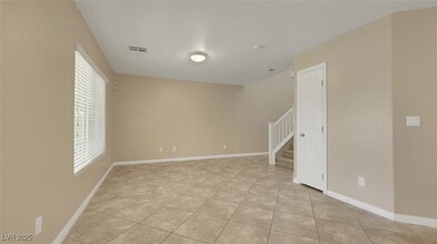 6825 Bayberry Creek Ave in Las Vegas, NV - Building Photo - Building Photo
