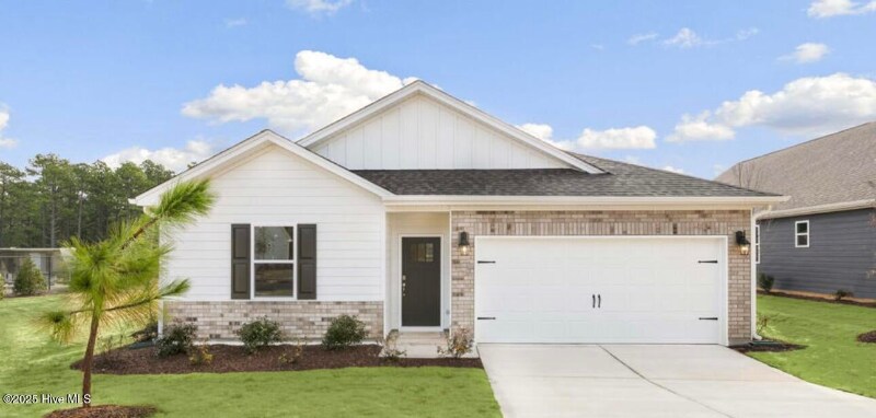 551 Banbury Ln in Pinehurst, NC - Building Photo