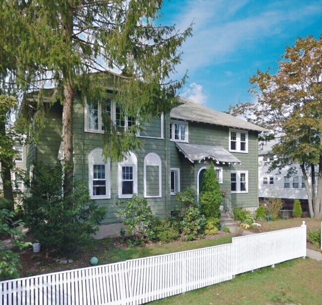 property at 6 Bonwood St