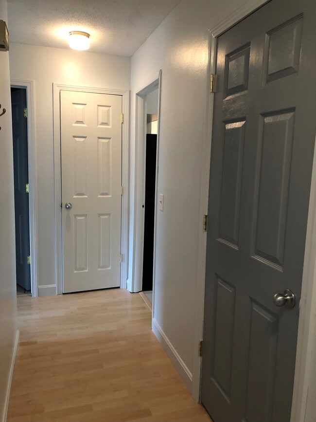 124 Quarry Hill Rd, Unit 37 in South Burlington, VT - Building Photo - Building Photo