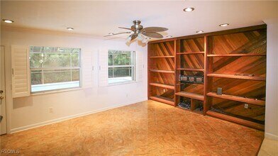 1525 Covington Cir E in Ft. Myers, FL - Building Photo - Building Photo