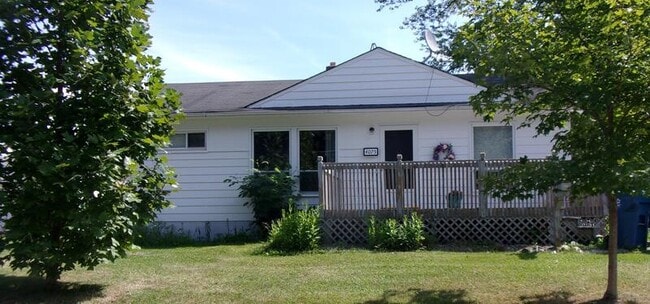property at 4075 Kenneth Rd