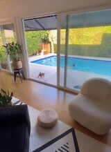 6500 Whitaker Ave in Van Nuys, CA - Foto de edificio - Building Photo