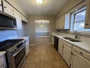 113 Deerwood Ln in Waxahachie, TX - Building Photo - Building Photo