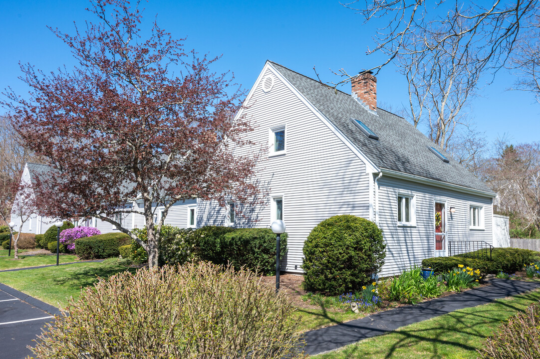 Liberty Street in Plymouth, MA - Foto de edificio