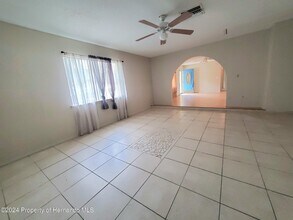 27334 Dale Ave in Brooksville, FL - Building Photo - Building Photo