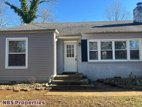 602 Lookout Ct SE in Knoxville, TN - Building Photo - Building Photo