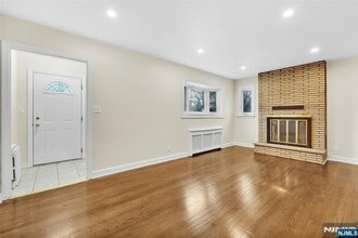 203 Brinkerhoff St in Ridgefield Park, NJ - Building Photo - Building Photo