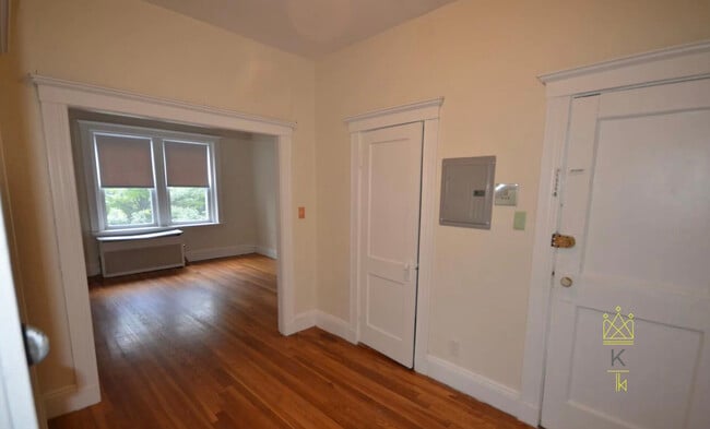 property at 9 Egremont Rd