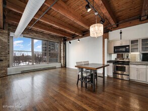 540 N Lake Shore Dr in Chicago, IL - Building Photo - Building Photo