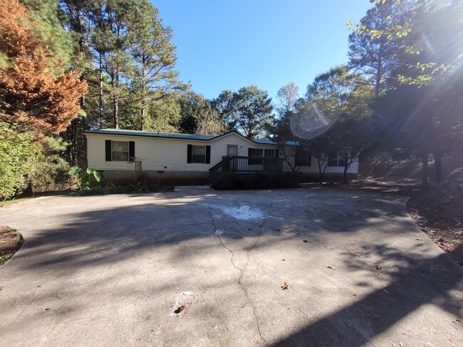 255 Double Branch Rd in Danielsville, GA - Building Photo - Building Photo