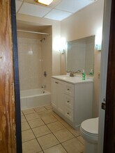 60 Belmont Ave, Unit Belmont #1 in Springfield, MA - Foto de edificio - Building Photo