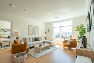 192 Sherman Rd, Unit 731 in Boston College, MA - Foto de edificio - Building Photo