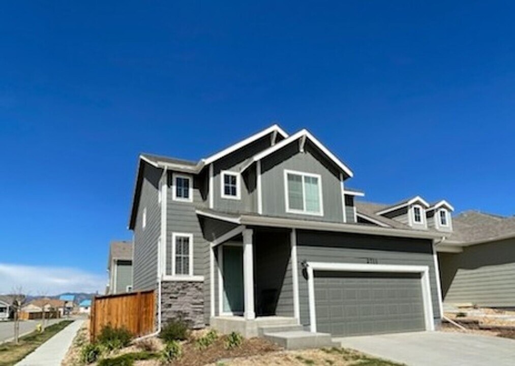 2711 Tallgrass Ln in Berthoud, CO - Building Photo