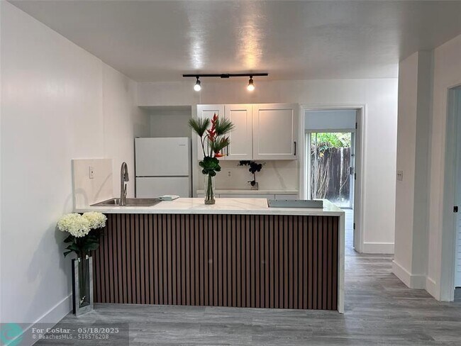 property at 315 N 24th Ave