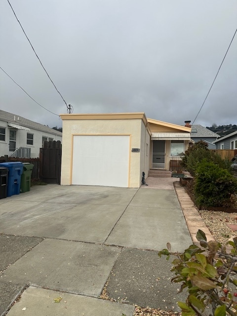 property at 1606 Elm St