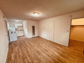 9416 N Buchanan Ave-Unit -9420 in Portland, OR - Building Photo - Building Photo