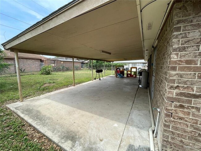 2903 Loma Linda Cir N in Mission, TX - Building Photo - Building Photo